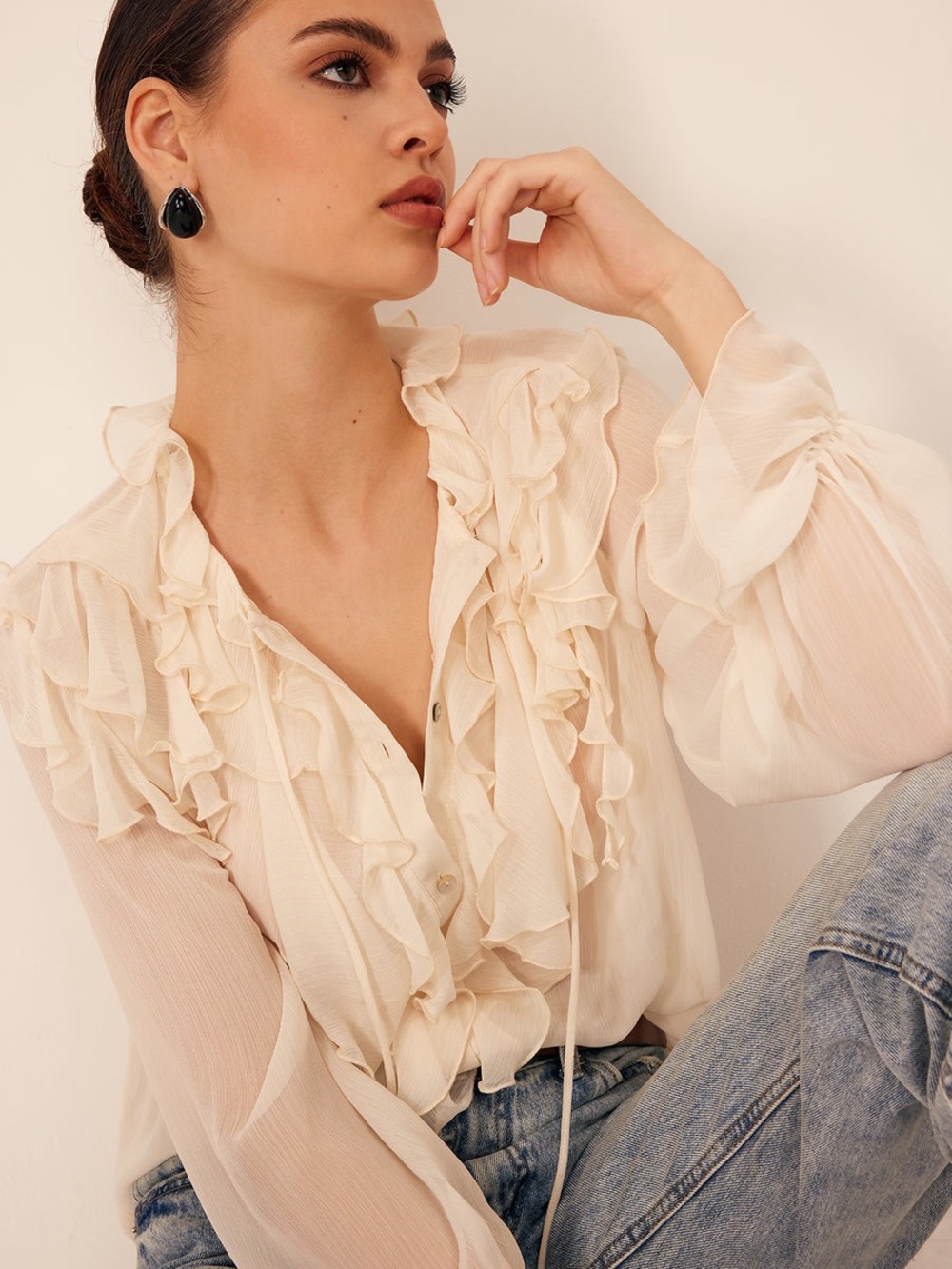 Commense Semi-Sheer Ruffle Chiffon Breasted Blouse - Picture 4 of 7